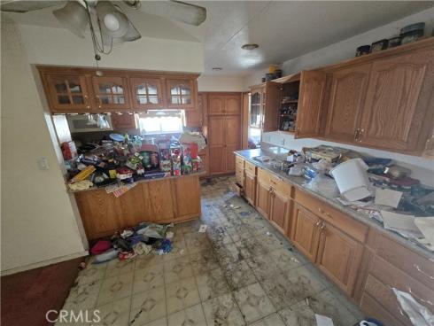 1430 W Hillandale  , La Habra, CA