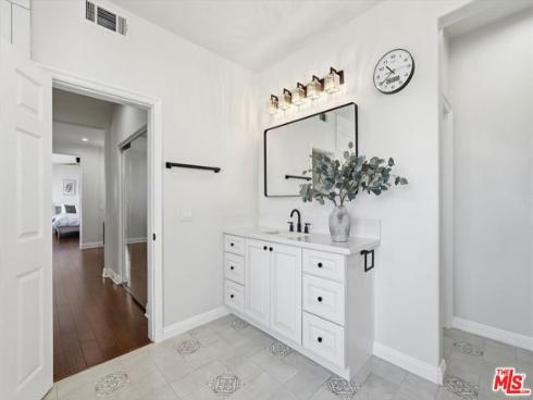 1431 W Player   Avenue, La Habra, CA