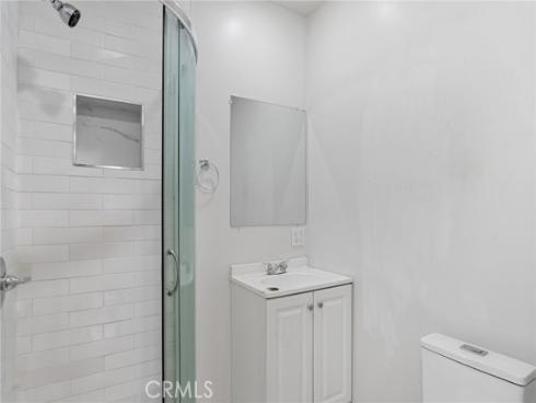 301 W 1st  , La Habra, CA