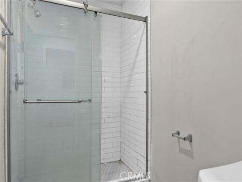 301 W 1st  , La Habra, CA