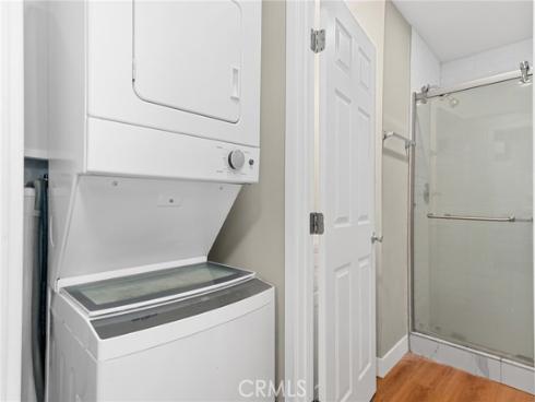 301 W 1st  , La Habra, CA