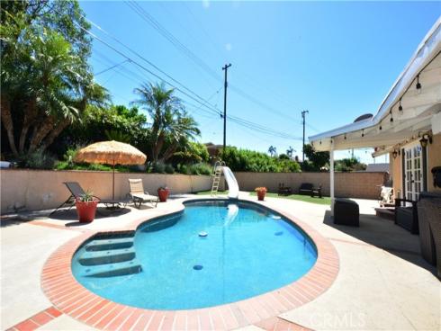 780 Ridgehaven Drive