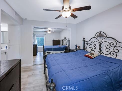 971 S Idaho  10 , La Habra, CA