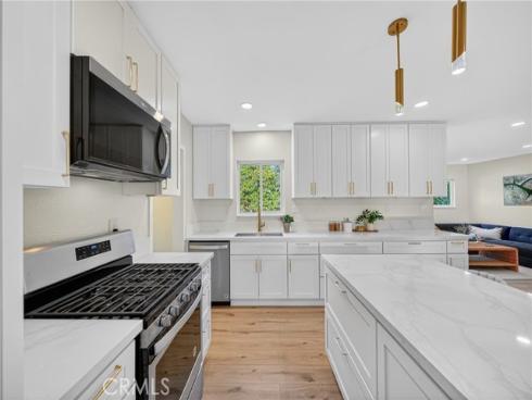 1060 Tropicana , La Habra, CA