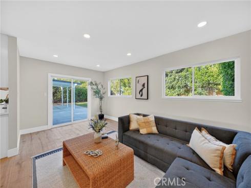 1060 Tropicana , La Habra, CA