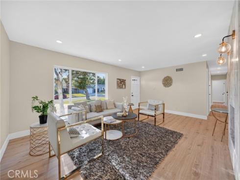 1060 Tropicana , La Habra, CA