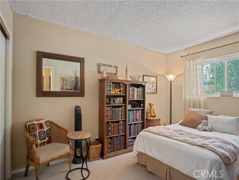 975 S Idaho 95 , La Habra, CA