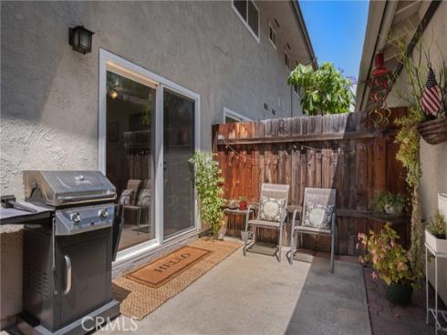 975 S Idaho 95 , La Habra, CA