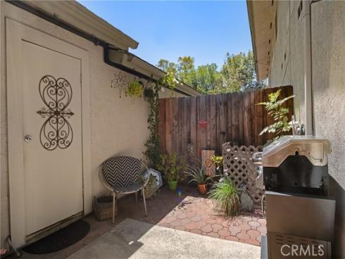 975 S Idaho 95 , La Habra, CA