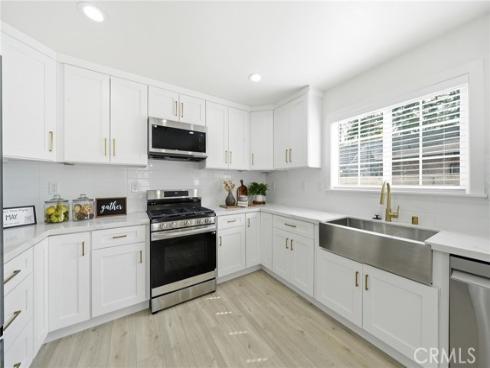 305 N College Drive, La Habra, CA