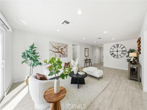 305 N College Drive, La Habra, CA