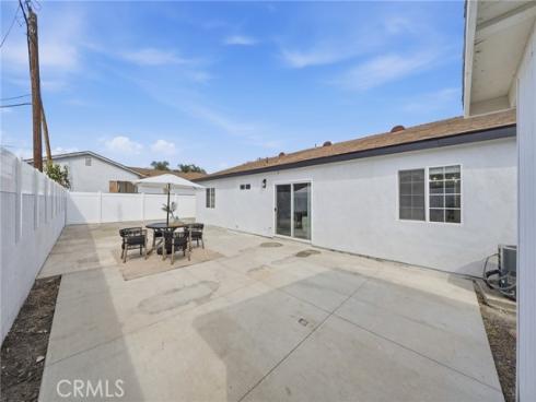 305 N College Drive, La Habra, CA