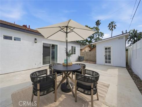 305 N College Drive, La Habra, CA