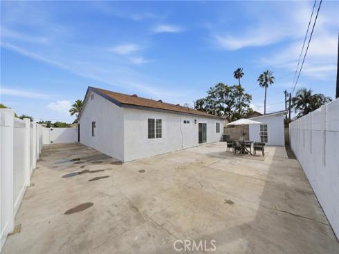 305 N College Drive, La Habra, CA