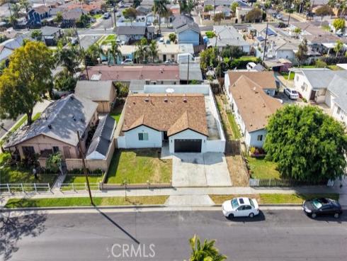 305 N College Drive, La Habra, CA