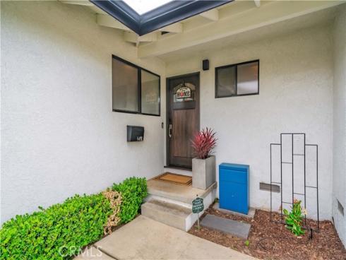 1740 E Francis , La Habra, CA