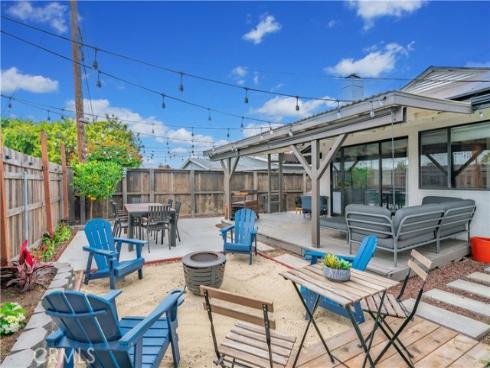 1740 E Francis , La Habra, CA