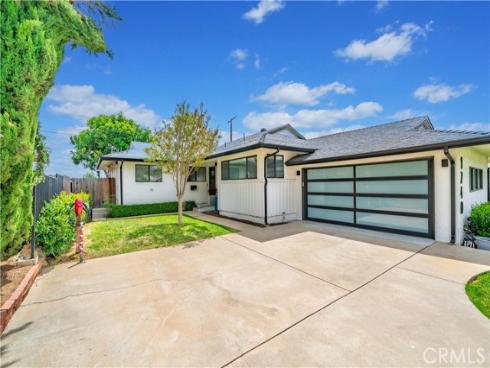 1740 E Francis , La Habra, CA