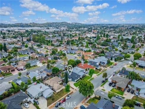 1740 E Francis , La Habra, CA
