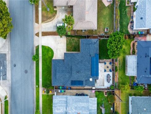 1740 E Francis , La Habra, CA