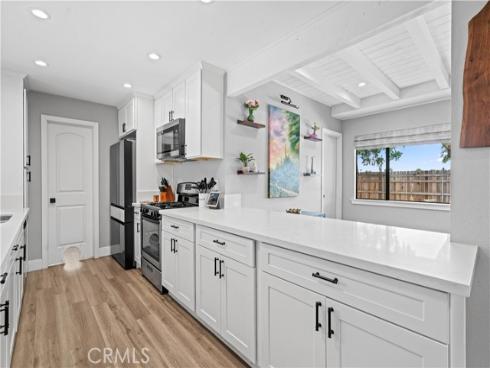 1740 E Francis , La Habra, CA