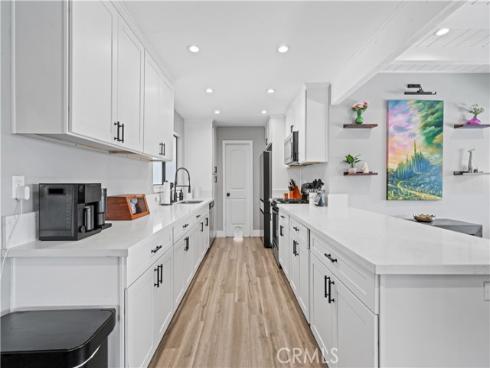 1740 E Francis , La Habra, CA