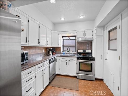 315 S Bedford , La Habra, CA