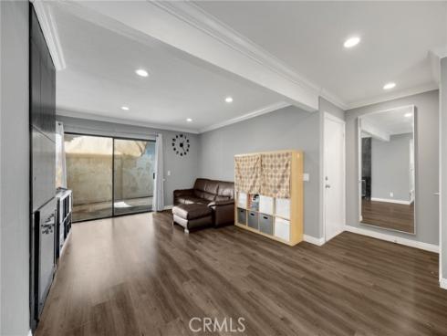 1018 E La Habra , La Habra, CA