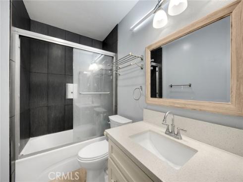 1018 E La Habra , La Habra, CA
