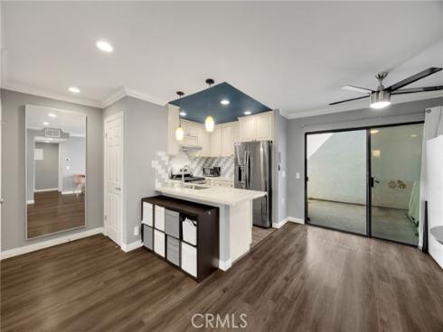 1018 E La Habra , La Habra, CA