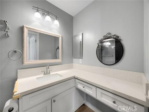 1018 E La Habra , La Habra, CA