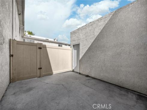 1018 E La Habra , La Habra, CA