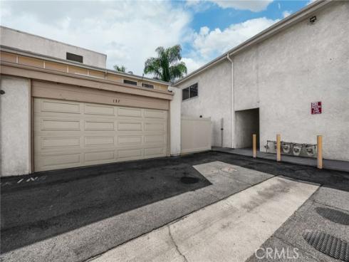 1018 E La Habra , La Habra, CA