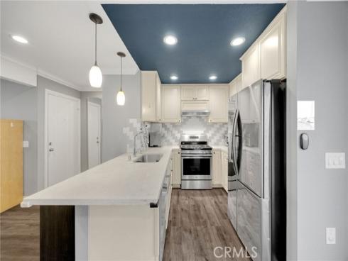 1018 E La Habra , La Habra, CA