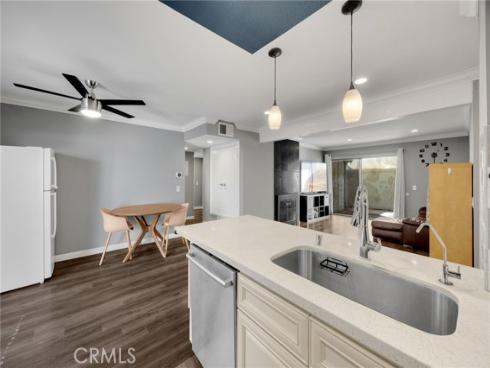 1018 E La Habra , La Habra, CA