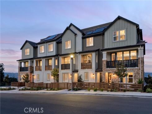 762 N Orange   Street, La Habra, CA