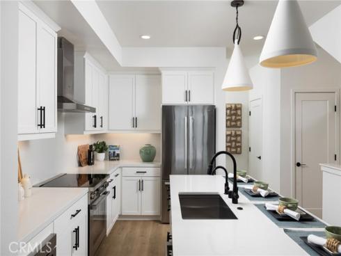 762 N Orange   Street, La Habra, CA
