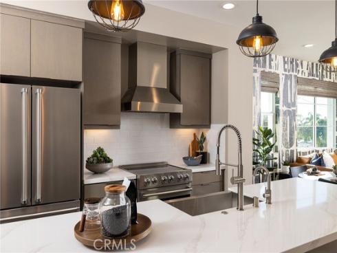 760 N Orange Street, La Habra, CA