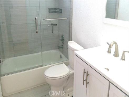 527 S Walnut 3 , La Habra, CA
