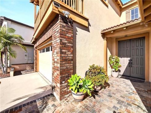 1820 W Demaret Court, La Habra, CA