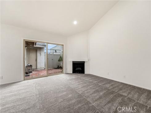 1074 E La Habra , La Habra, CA