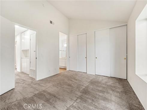 1074 E La Habra , La Habra, CA