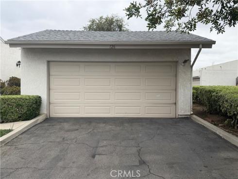1074 E La Habra , La Habra, CA
