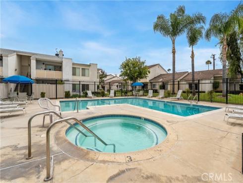 1074 E La Habra , La Habra, CA