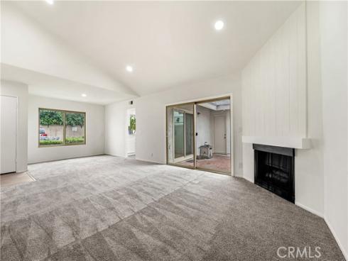1074 E La Habra , La Habra, CA