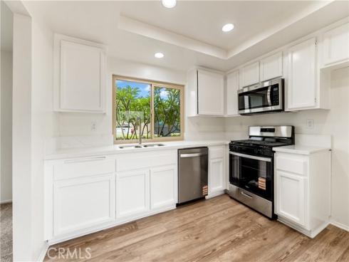 1074 E La Habra , La Habra, CA