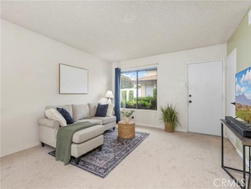 571 W Greenwood 12 Avenue, La Habra, CA