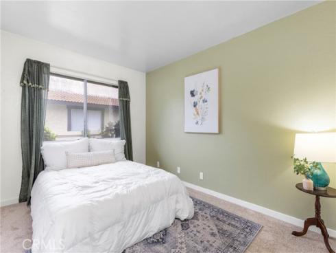 571 W Greenwood 12 Avenue, La Habra, CA
