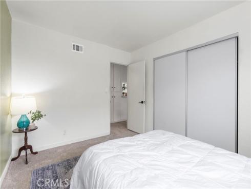 571 W Greenwood 12 Avenue, La Habra, CA