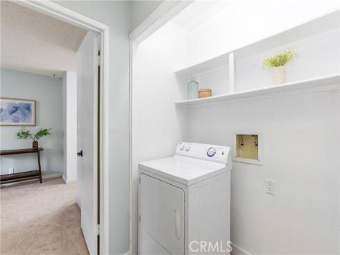 571 W Greenwood 12 Avenue, La Habra, CA